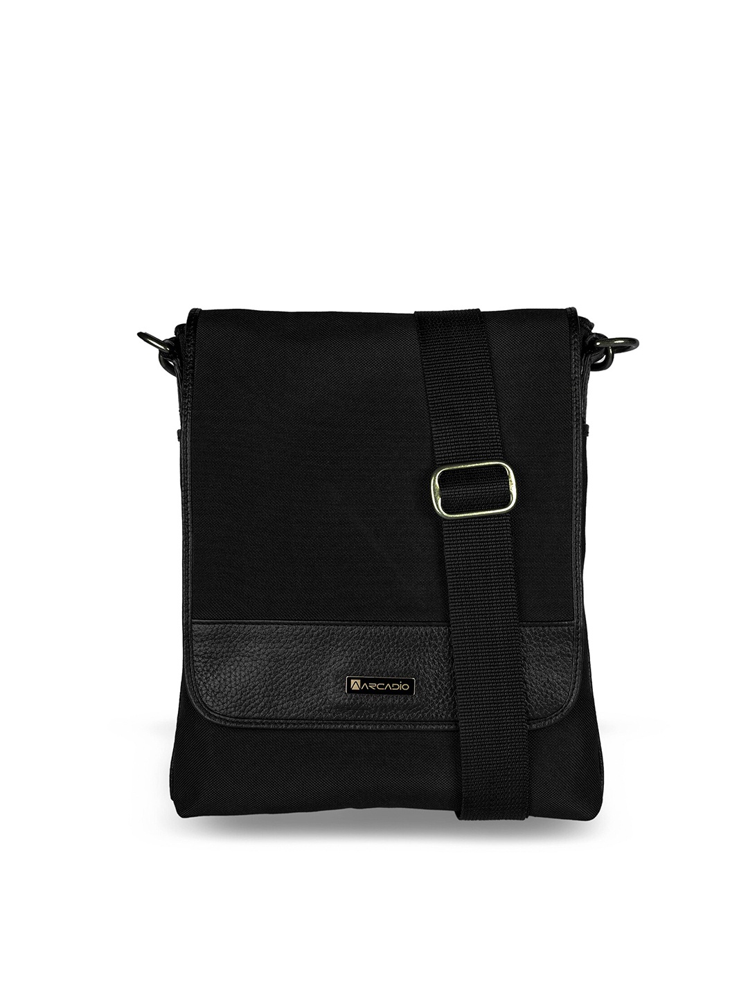 

ARCADIO Unisex Black Leather Messenger Bag