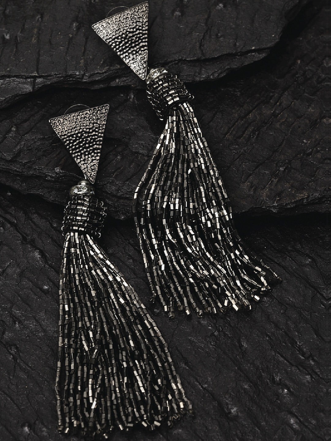 

Madame Grey Melange Contemporary Drop Earrings