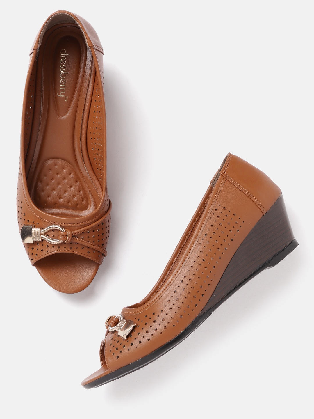 

DressBerry Women Tan Brown Solid Wedge Heels