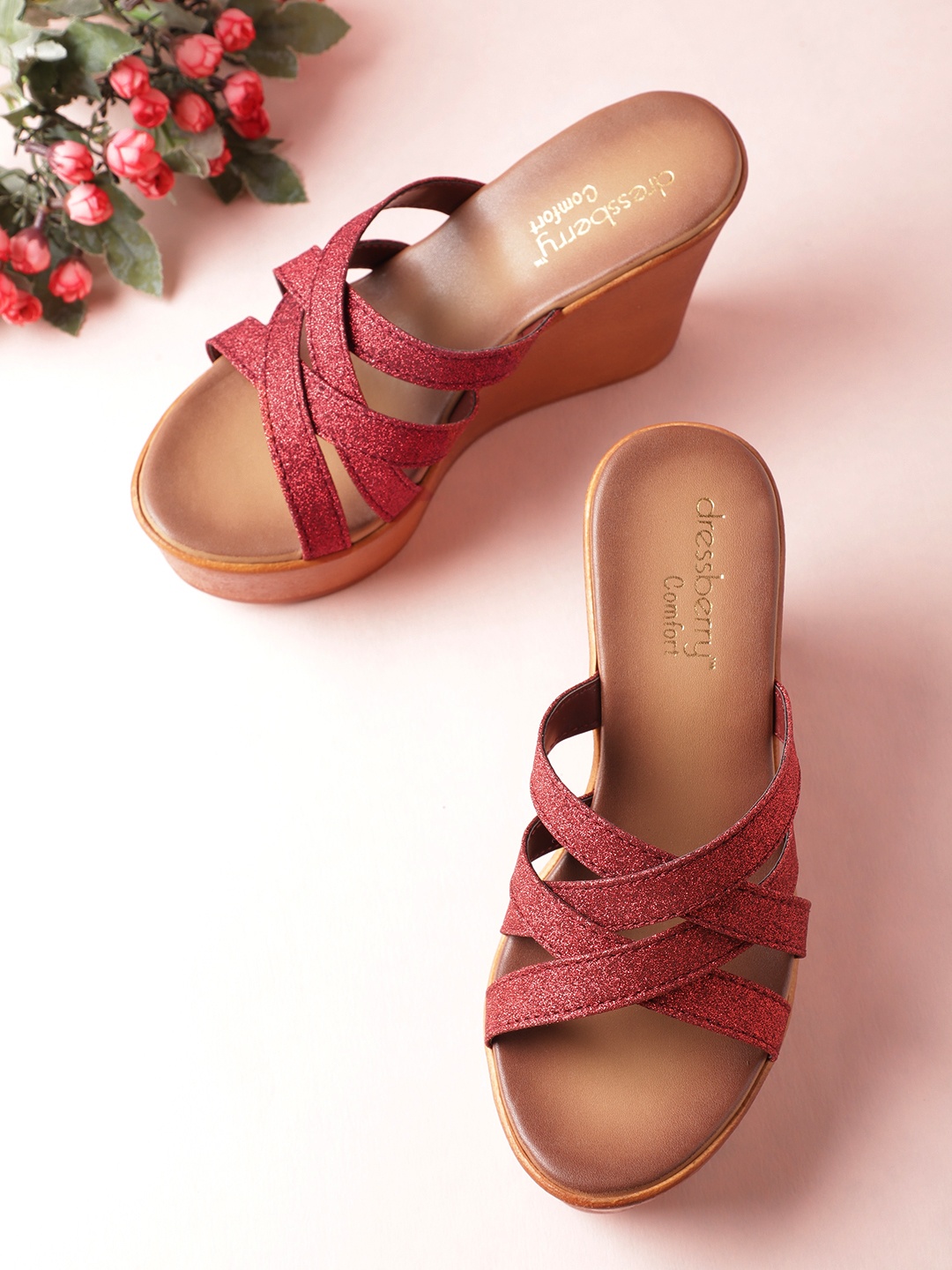 

DressBerry Strappy Shimmer Wedges, Red