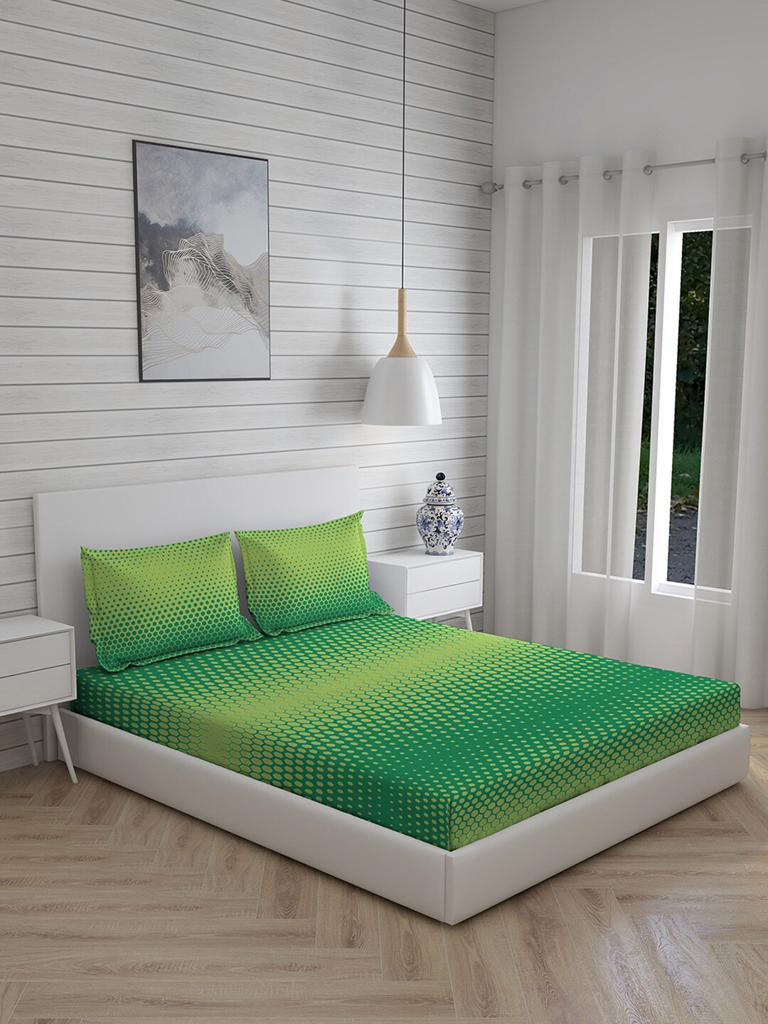 

Layers Green 120 TC Queen Bedsheet with 2 Pillow Covers
