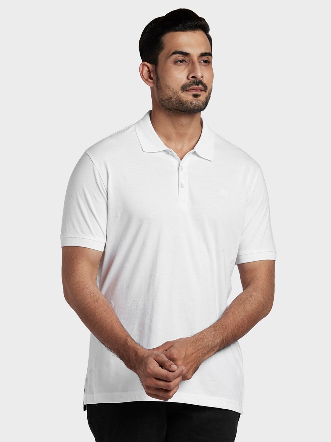 

ColorPlus Men White Polo Collar T-shirt