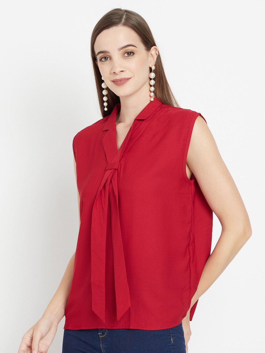 

Purple State Red Solid Sleeveless Regular Top