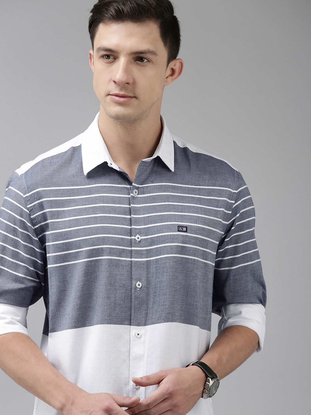 

Arrow Sport Men Navy Blue & White Slim Fit Horizontal Striped Pure Cotton Casual Shirt