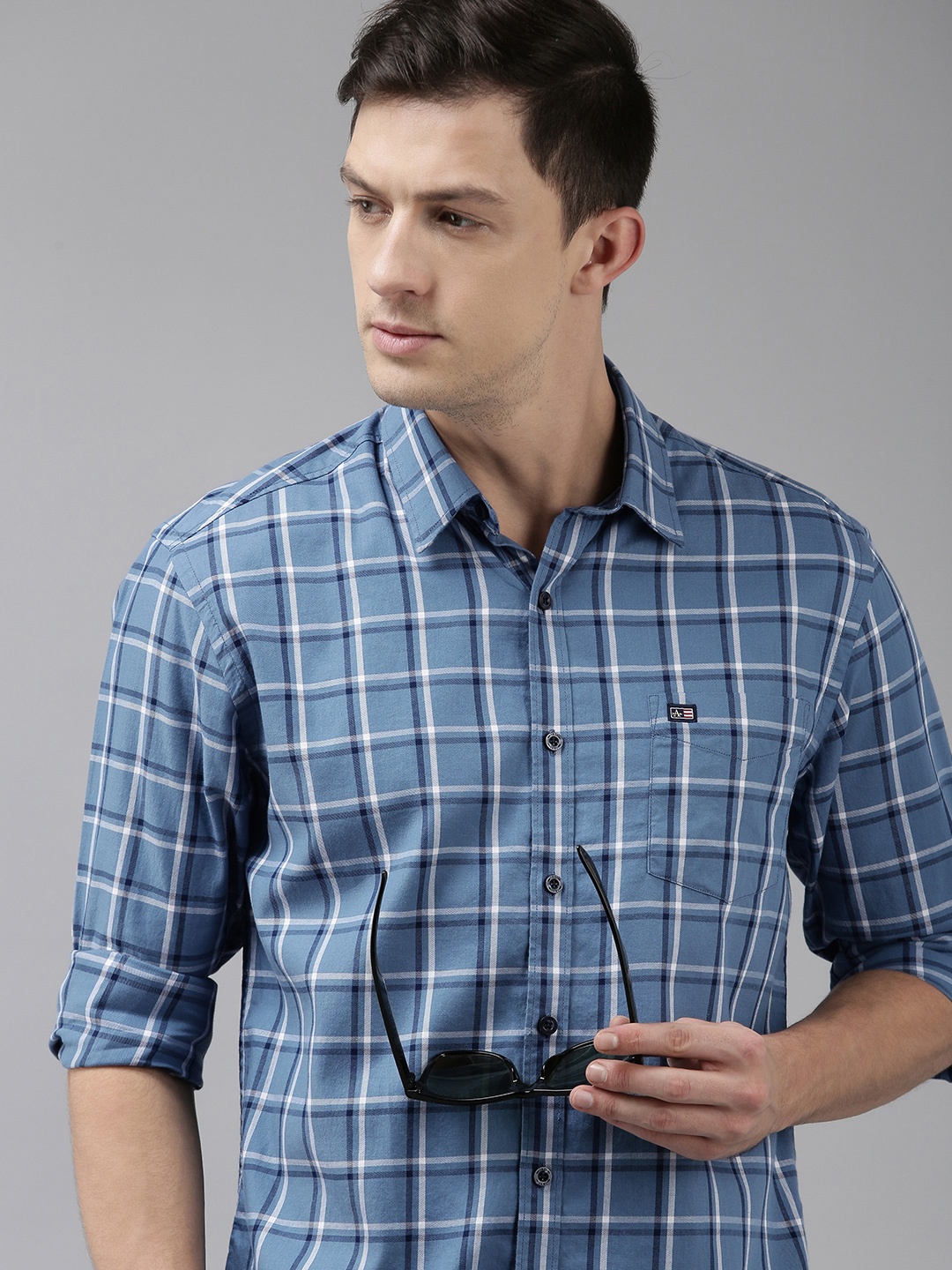 

Arrow Sport Men Blue & White Checked Slim Fit Casual Shirt