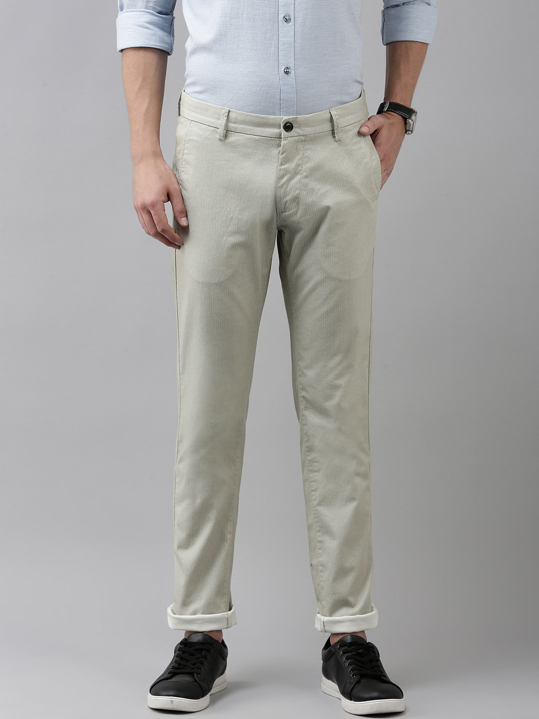 

Arrow Sport Men Green& White Printed Slim Fit Low Rise Regular Trousers