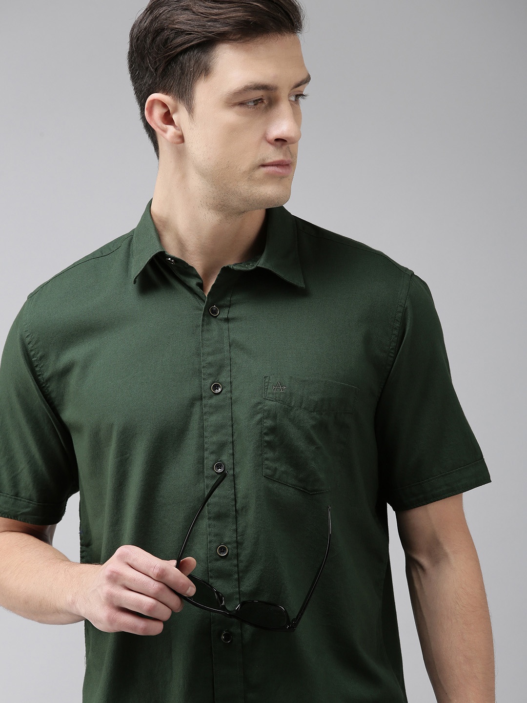 

Arrow Sport Men Green Solid Opaque Pure Cotton Formal Shirt