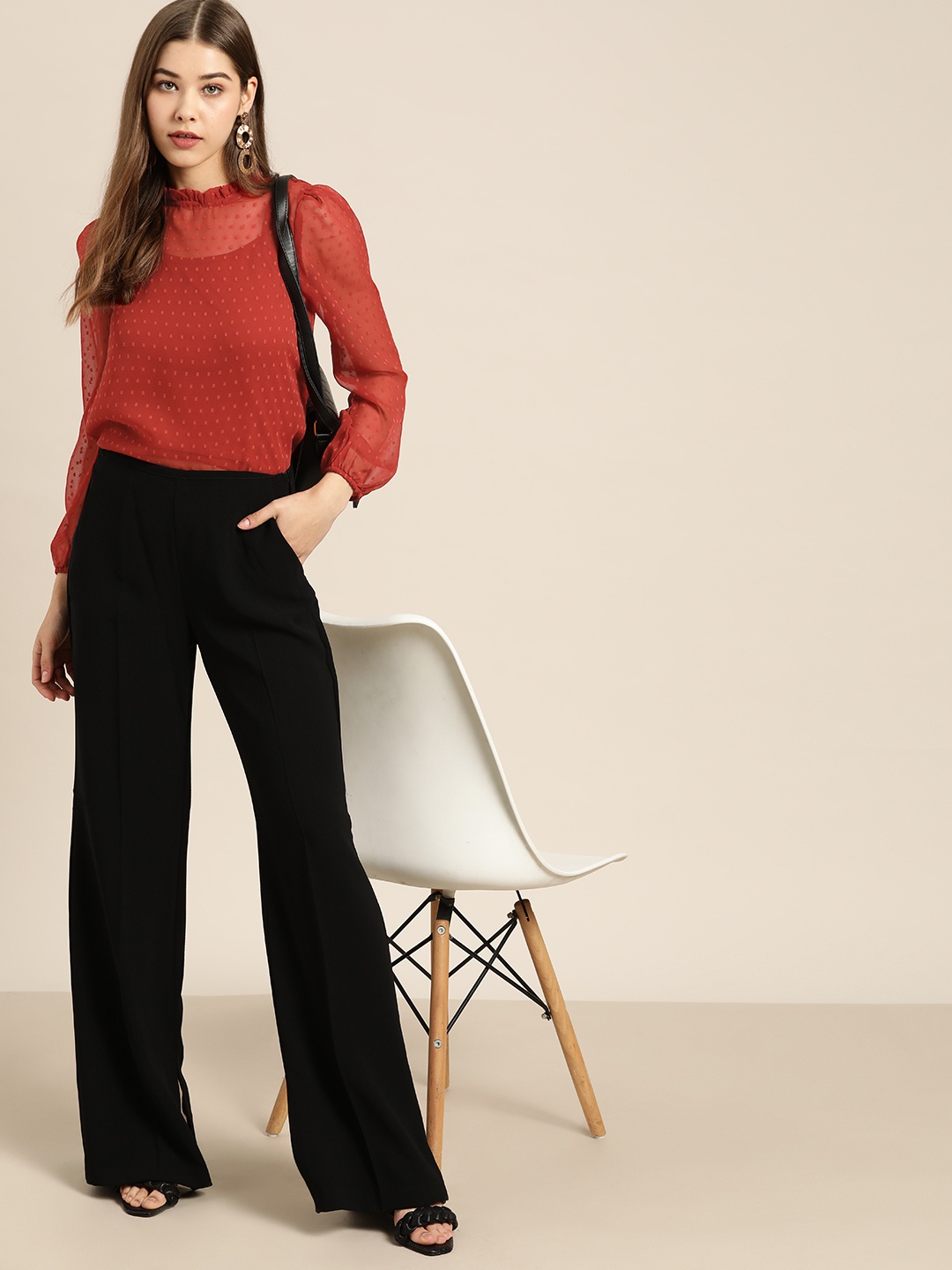 

Moda Rapido Red Dobby Woven Design Regular Top