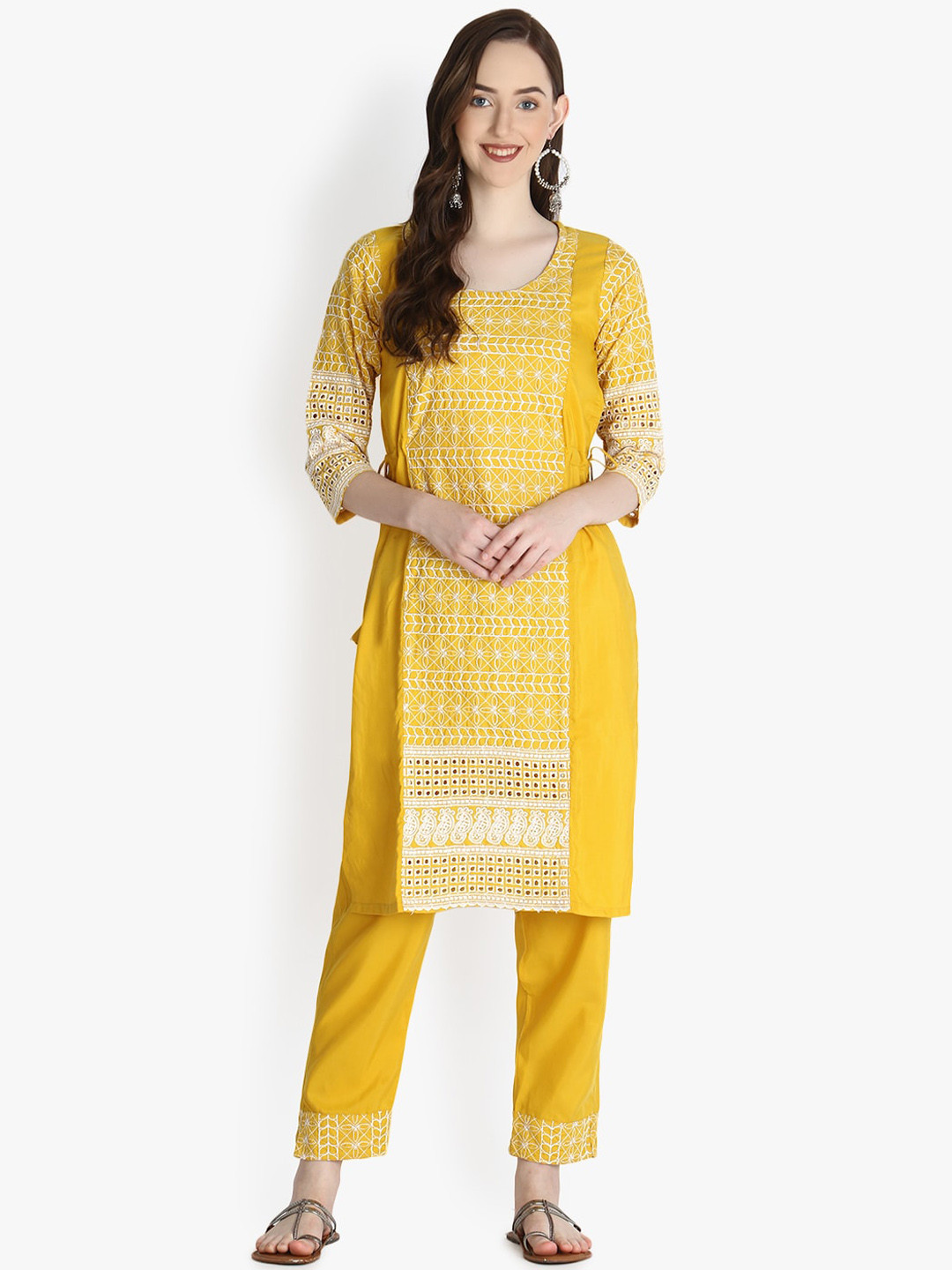 

OM SAI LATEST CREATION Women Yellow Geometric Printed Mirror Work Kurta