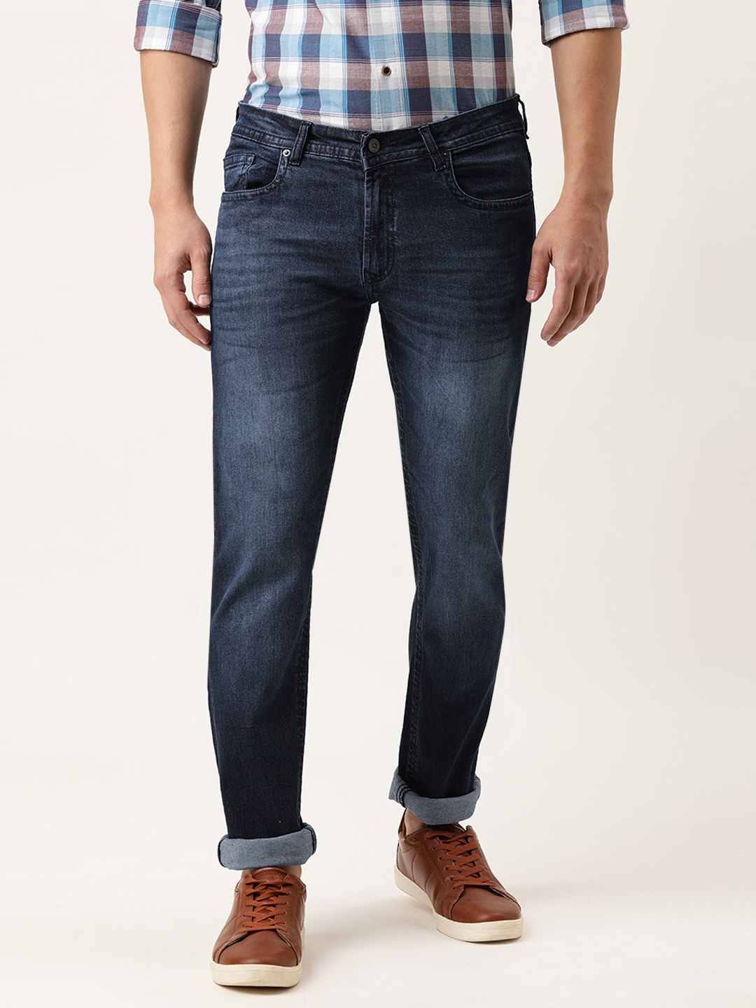 

Peter England Casuals Men Blue Slim Tapered Fit Mid Rise Light Fade Stretchable Jeans