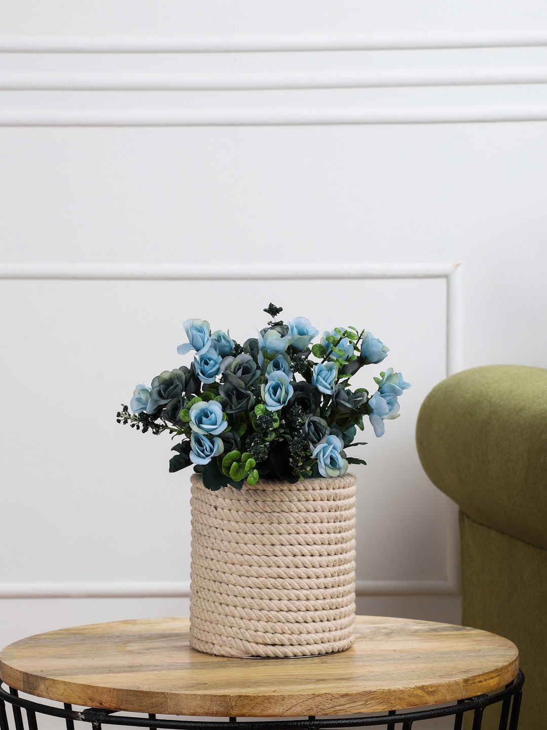 

OddCroft Set Of 2 Blue & Green Artificial Rose Buds Bunch