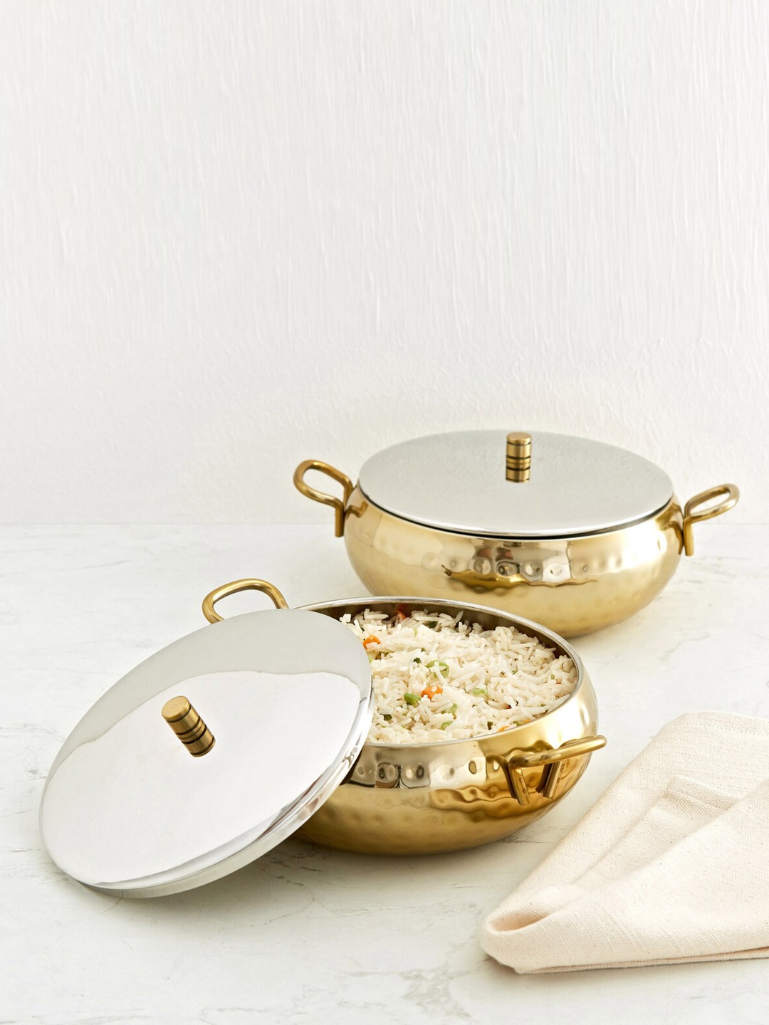 

Home Centre Set Of 2 Gold-Toned Shale Primo Textured Casserole with Lid - 1.2 L