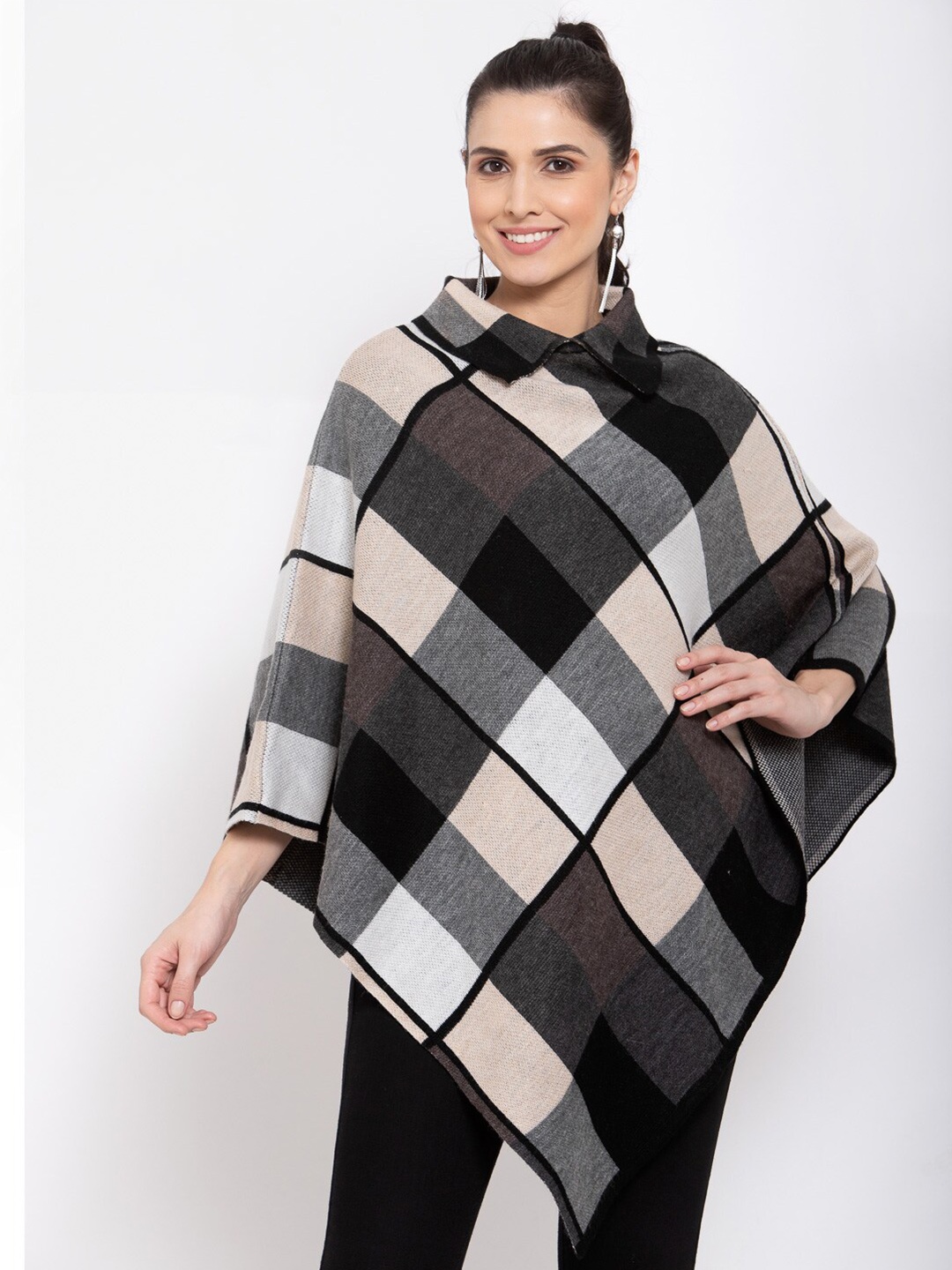 

513 Women Black & Grey Checked Poncho Sweater