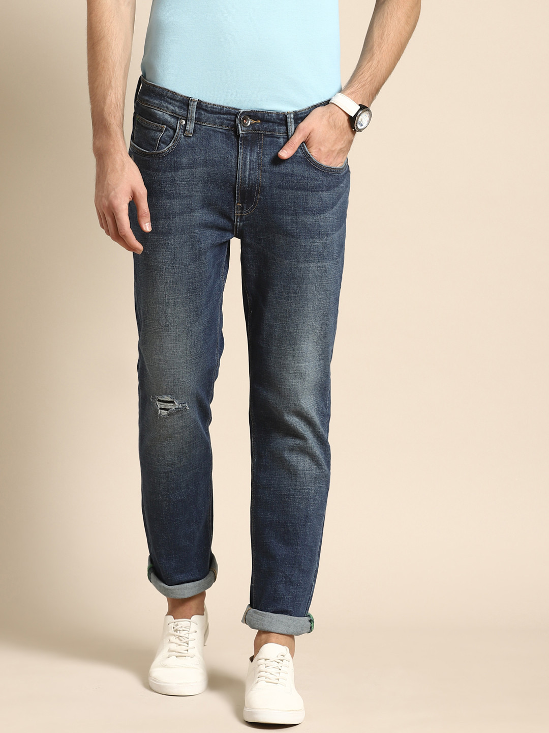 

United Colors of Benetton Men Blue Slim Straight Fit Low Distress Stretchable Jeans