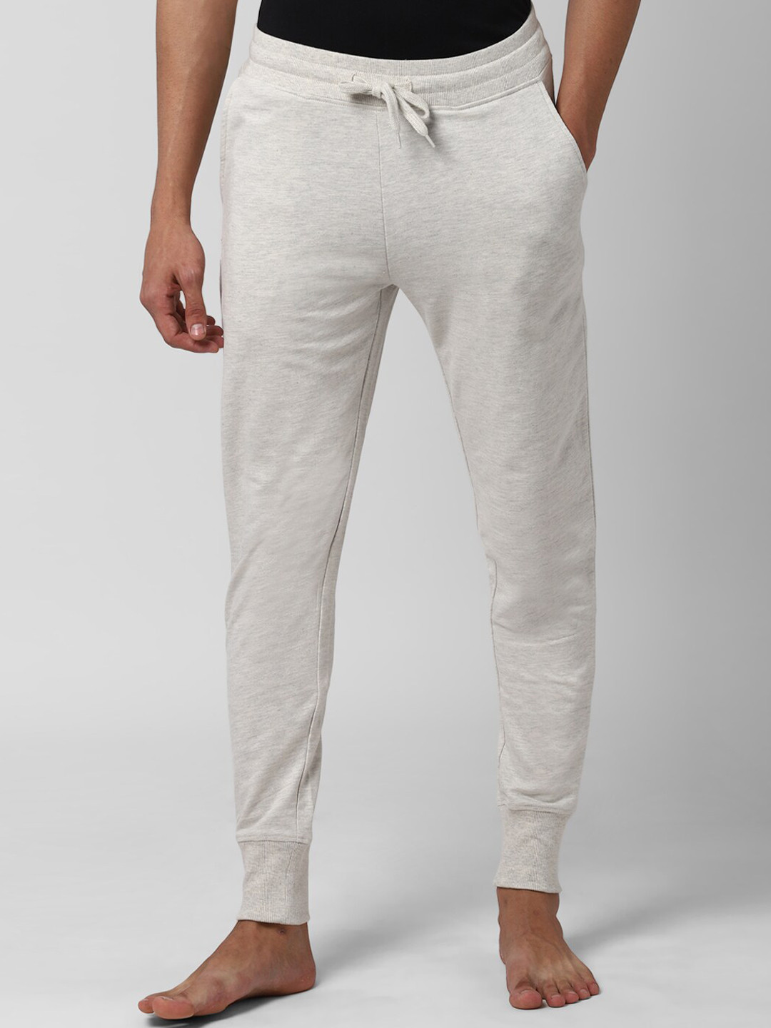 

Peter England Men Grey Solid Regular Fit Joggers