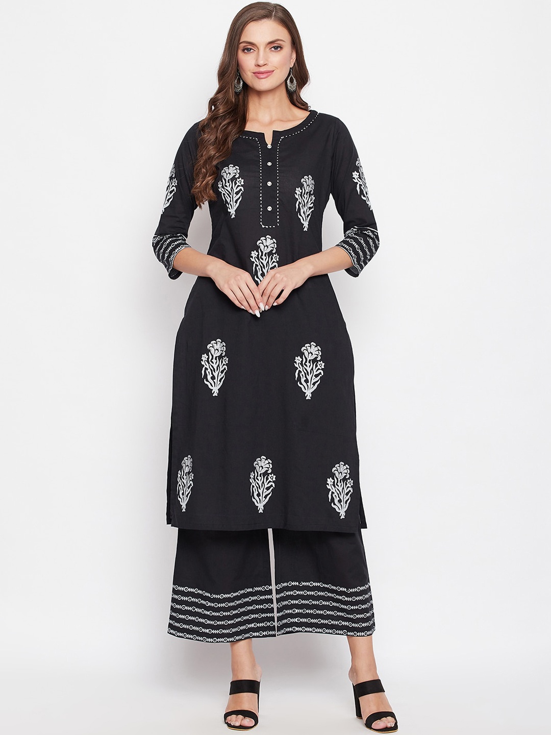 

Bitterlime Women Black Floral Printed Regular Pure Cotton Kurta with Palazzos