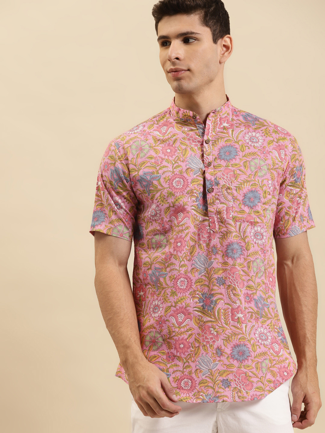 

RAJUBHAI HARGOVINDAS Men Pink Floral Hand Block Printed Kurta