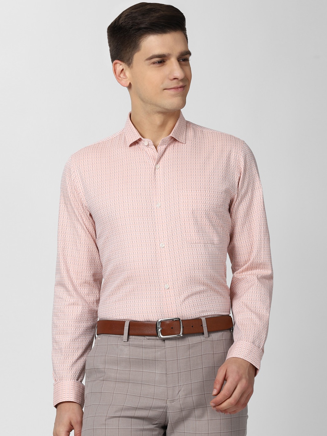 

Peter England Men Peach Coloured Slim Fit Opaque Checked Formal Shirt