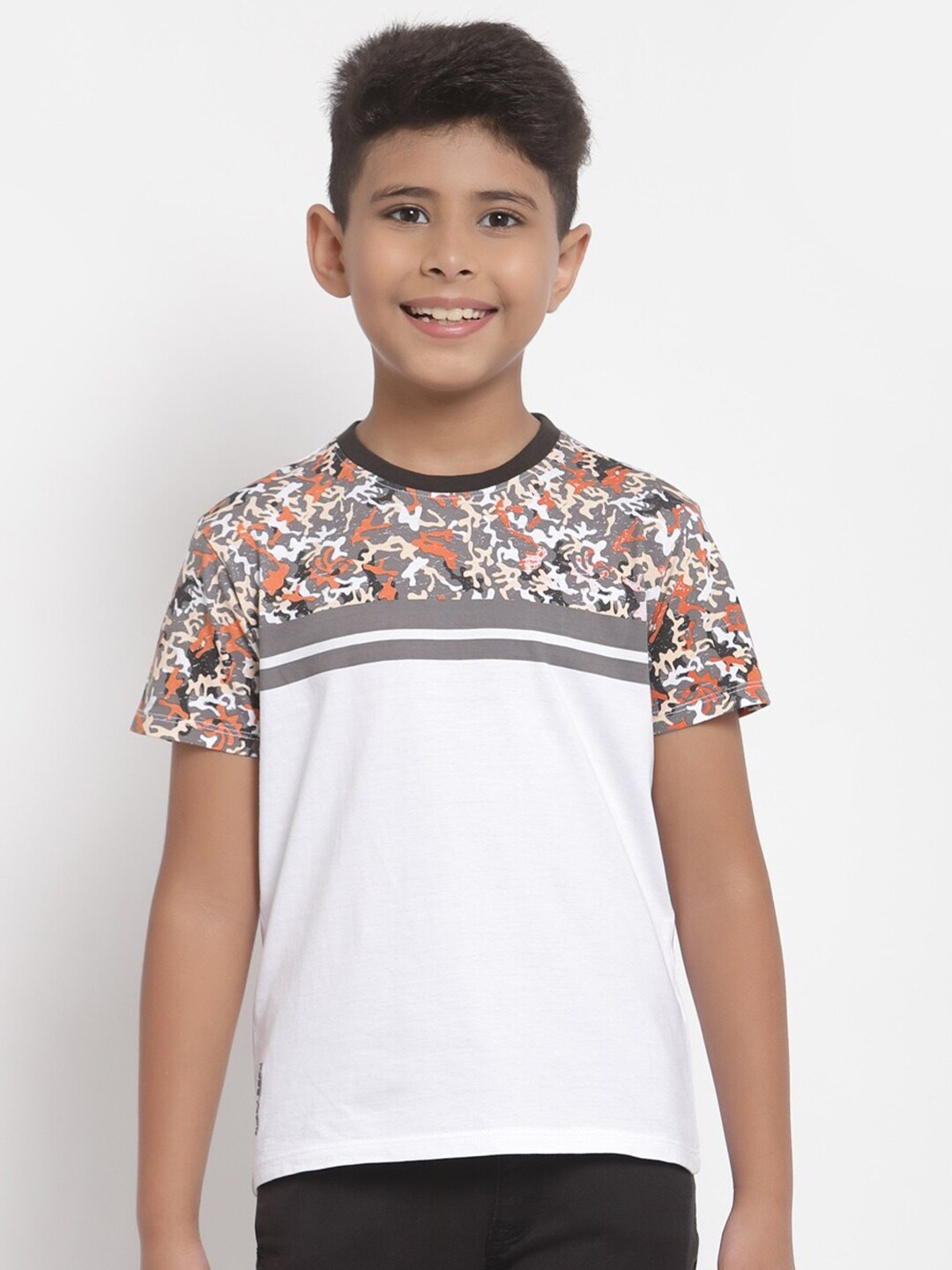 

Pepe Jeans Boys White & Grey Printed T-shirt