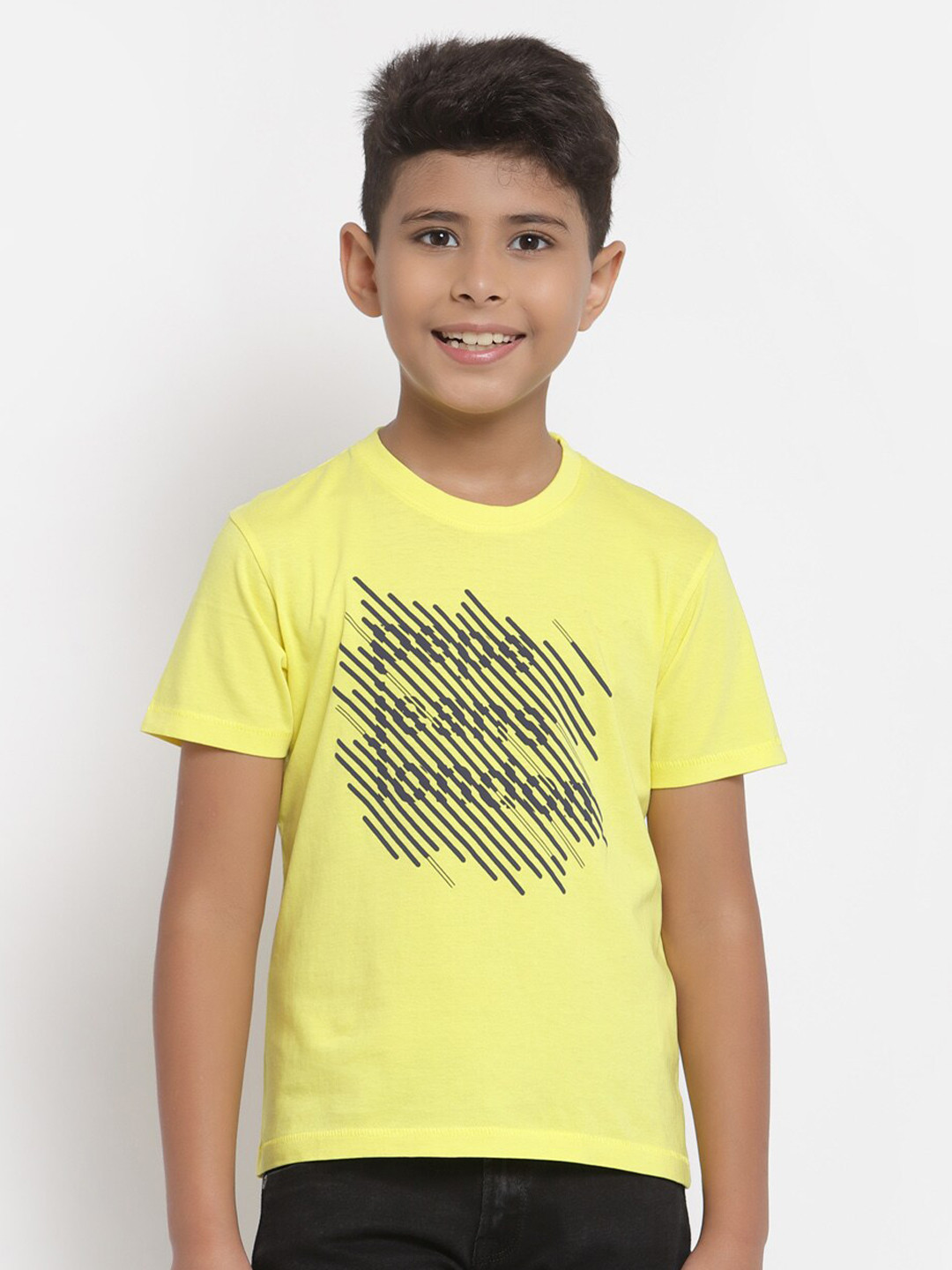 

Pepe Jeans Boys Yellow & Black Brand Logo Printed T-shirt