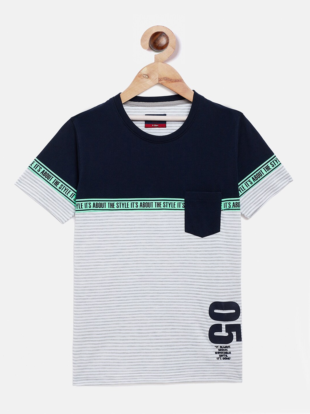 

Crimsoune Club Boys Navy Blue Striped Pockets Slim Fit T-shirt