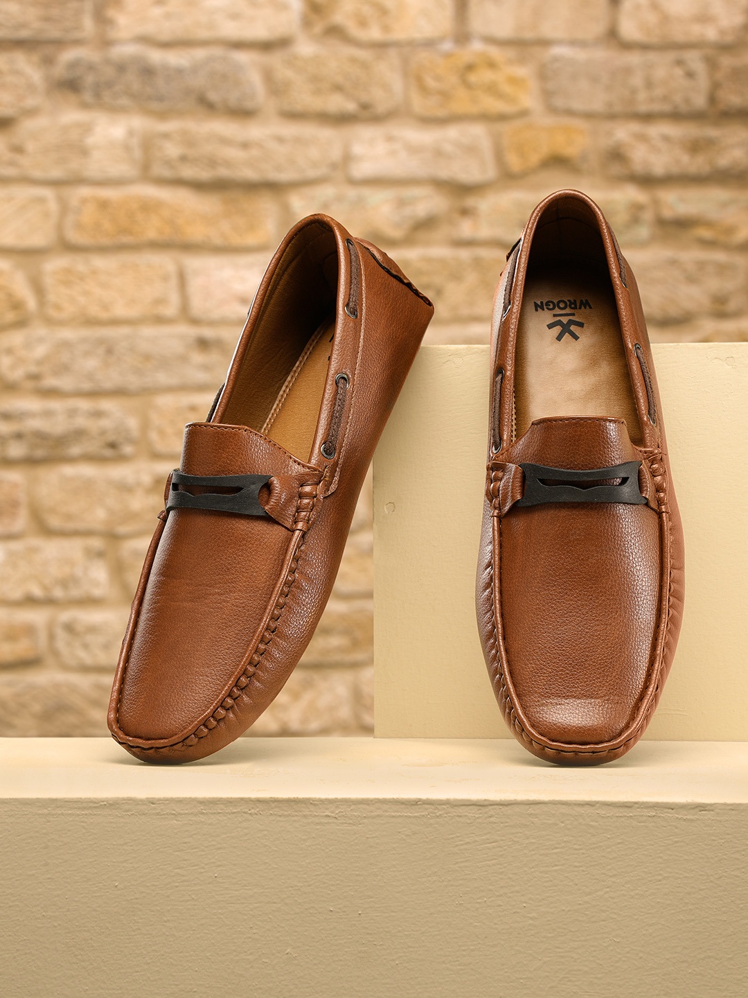 

WROGN Men Tan Brown Solid Boat Shoes