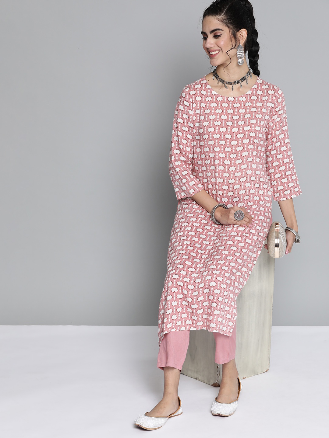 

HERE&NOW Women Pink & White Printed Kurta with Trousers