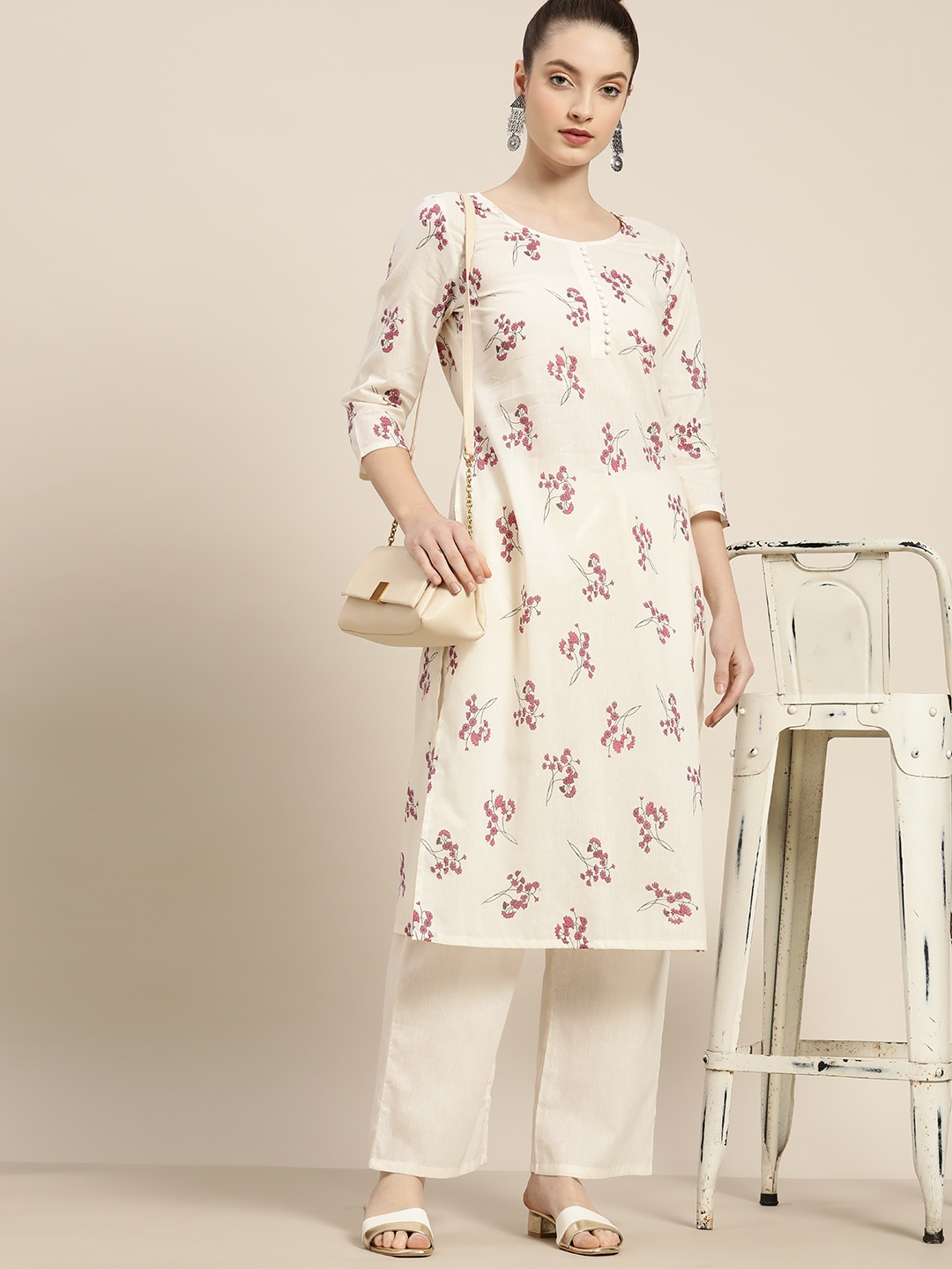 

Moda Rapido Women Off-White & Pink Pure Cotton Floral Print Kurta with Palazzos