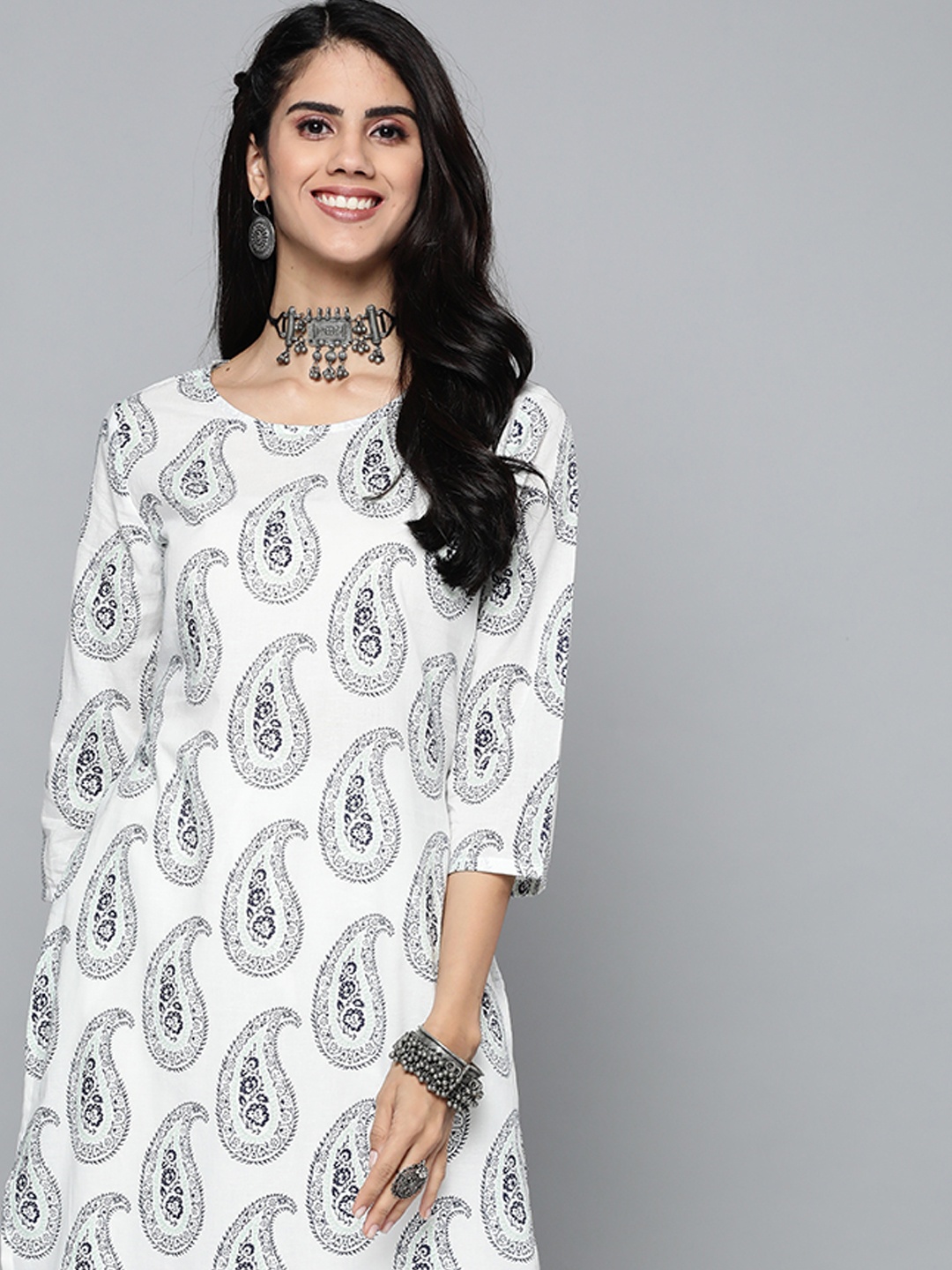 

HERE&NOW Women White & Navy Blue Paisley Print Pure Cotton Kurta with Palazzos