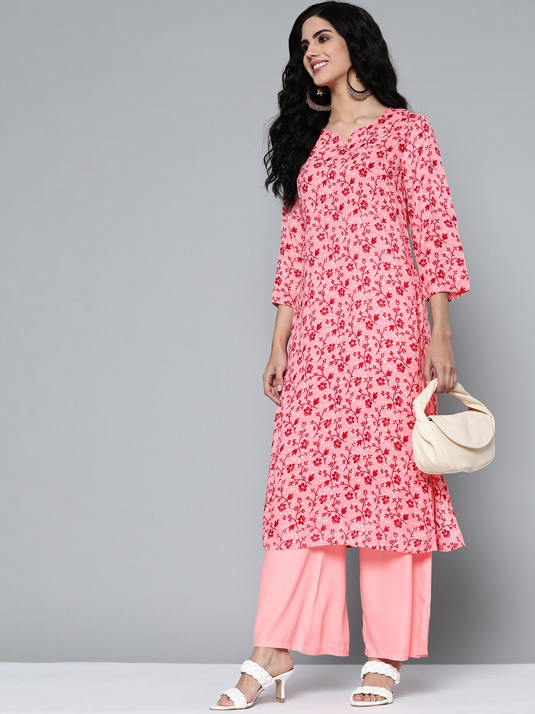

HERE&NOW Women Pink & Maroon Floral Printed Kurta with Palazzos