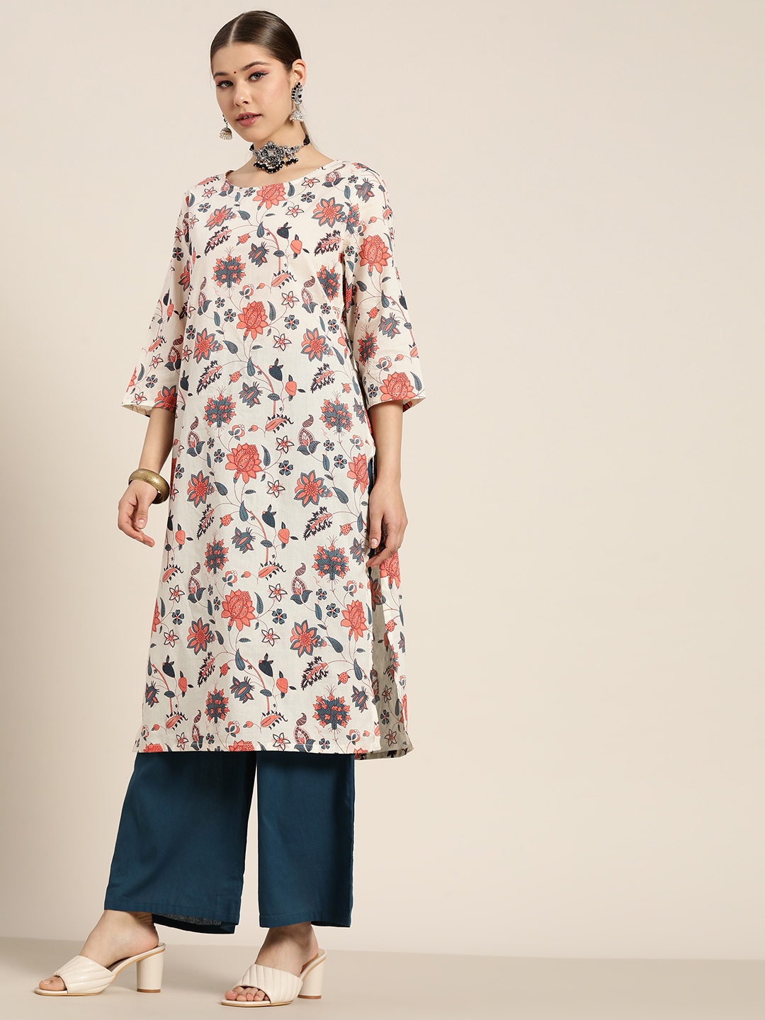 

Moda Rapido Women Off-White & Teal Floral Printed Pure Cotton Kurta with Palazzos