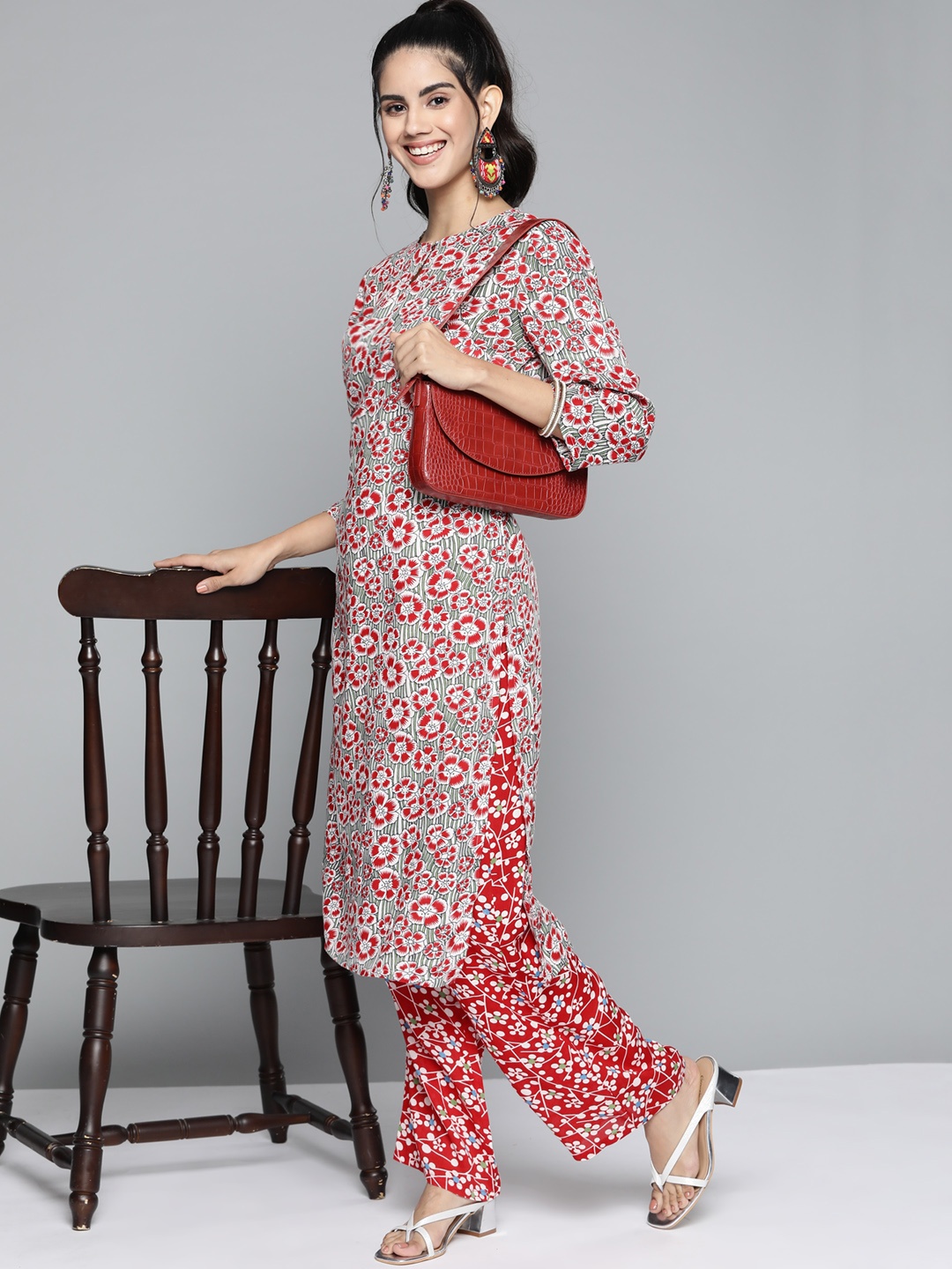 

HERE&NOW Women Red & White Ethnic Motifs Printed Kurta with Trousers