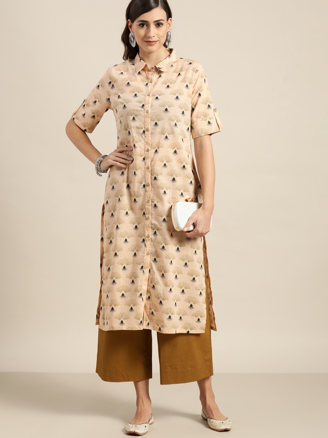 

Moda Rapido Women Peach-Coloured & Olive Green Pure Cotton Ethnic Motifs Printed Kurta