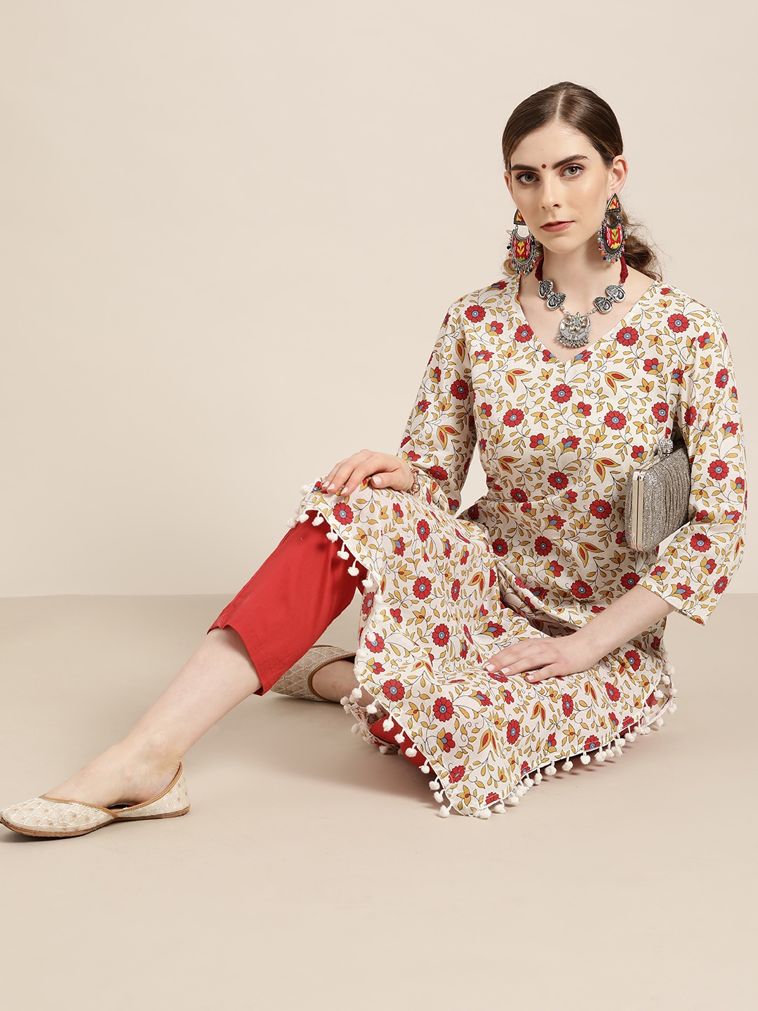 

Moda Rapido Women Off White & Red Floral Print Cotton Pom-Pom Hem Straight Kurta