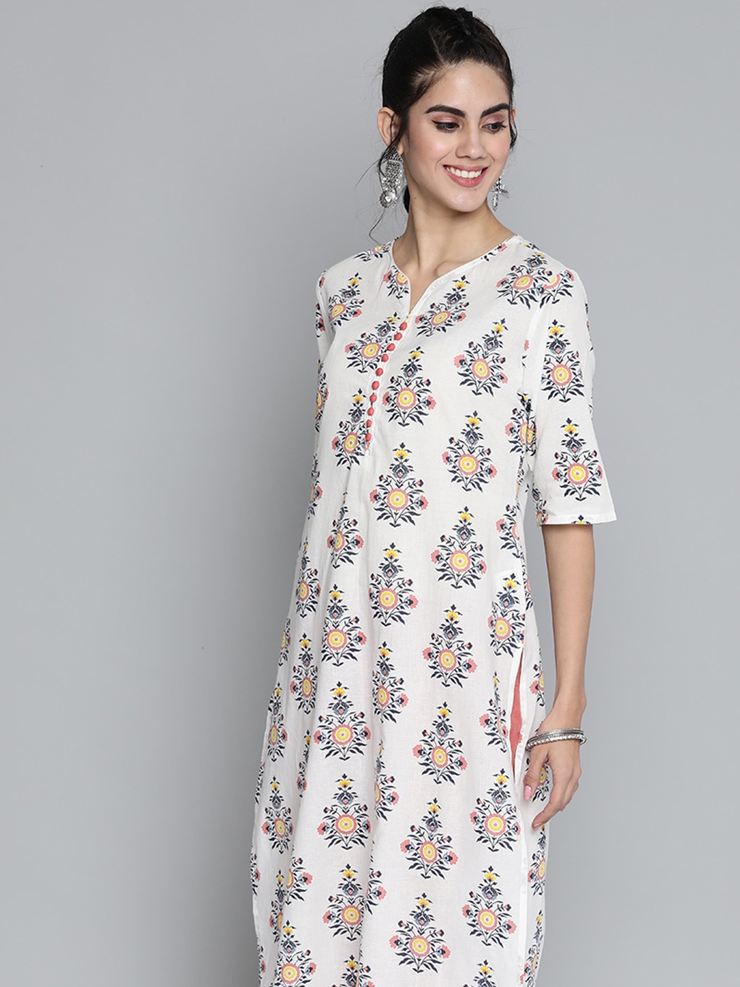 

HERE&NOW Women White & Navy Blue Ethnic Motifs Printed Pure Cotton Kurta with Trousers