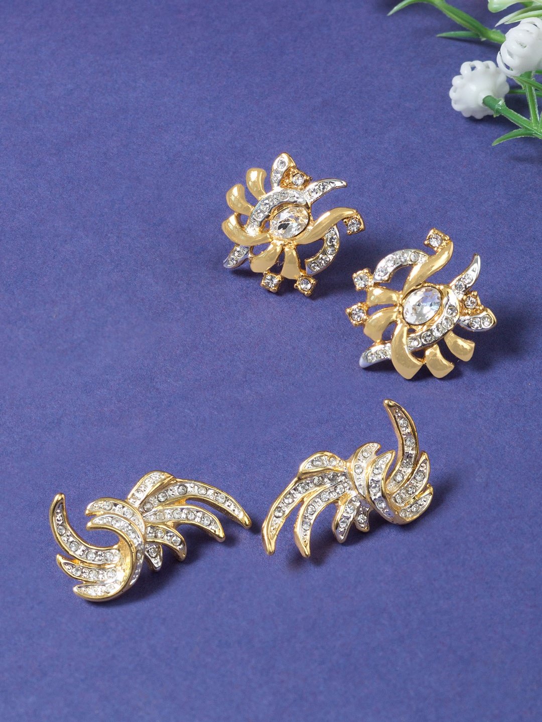 

Golden Peacock Set Of 2 Studs, Gold
