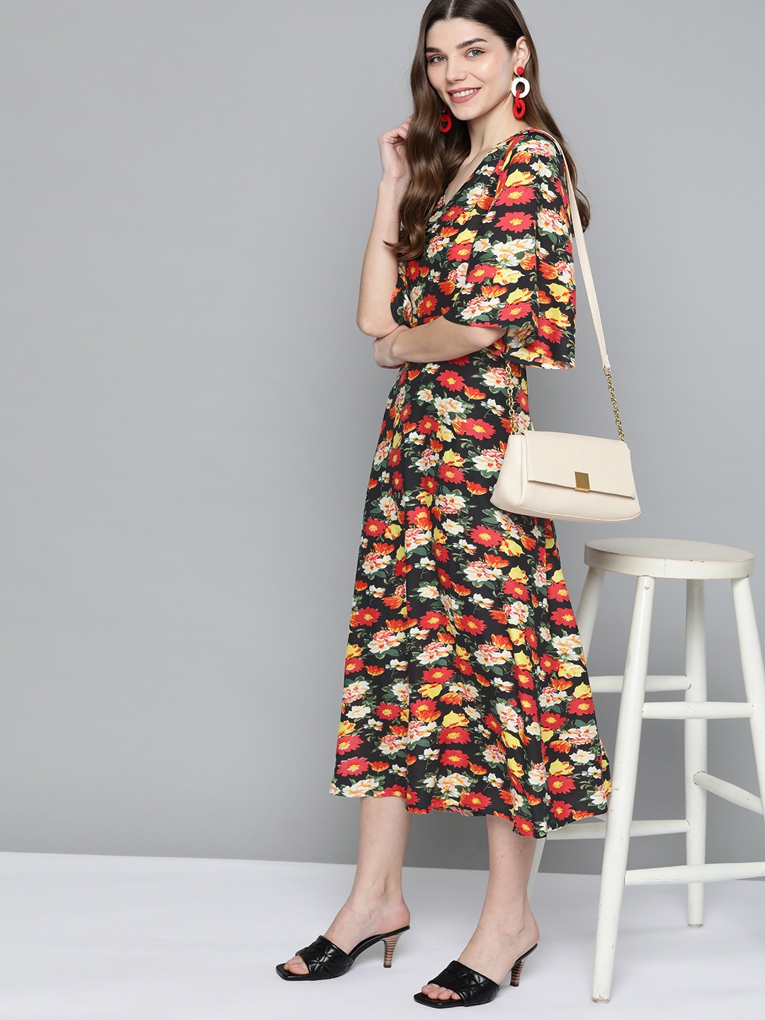 

HERE&NOW Women Black & Red Floral A-Line Midi Dress