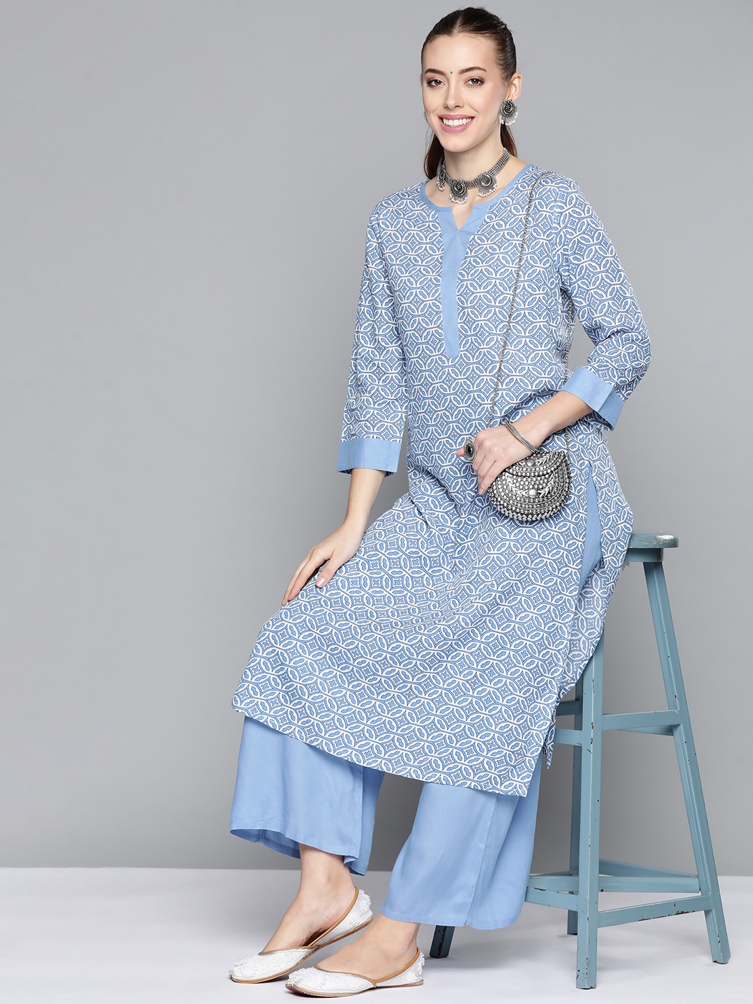 

HERE&NOW Women Blue & White Ethnic Motifs Printed Kurta with Palazzos
