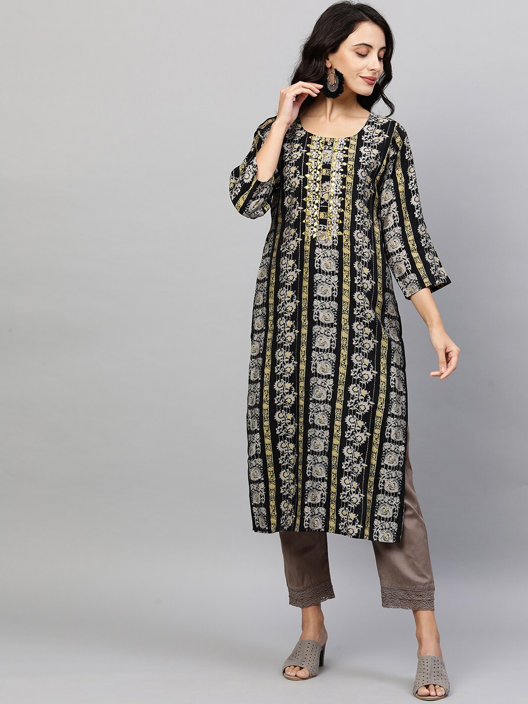 

FASHOR Women Black & Yellow Floral Printed Kurta
