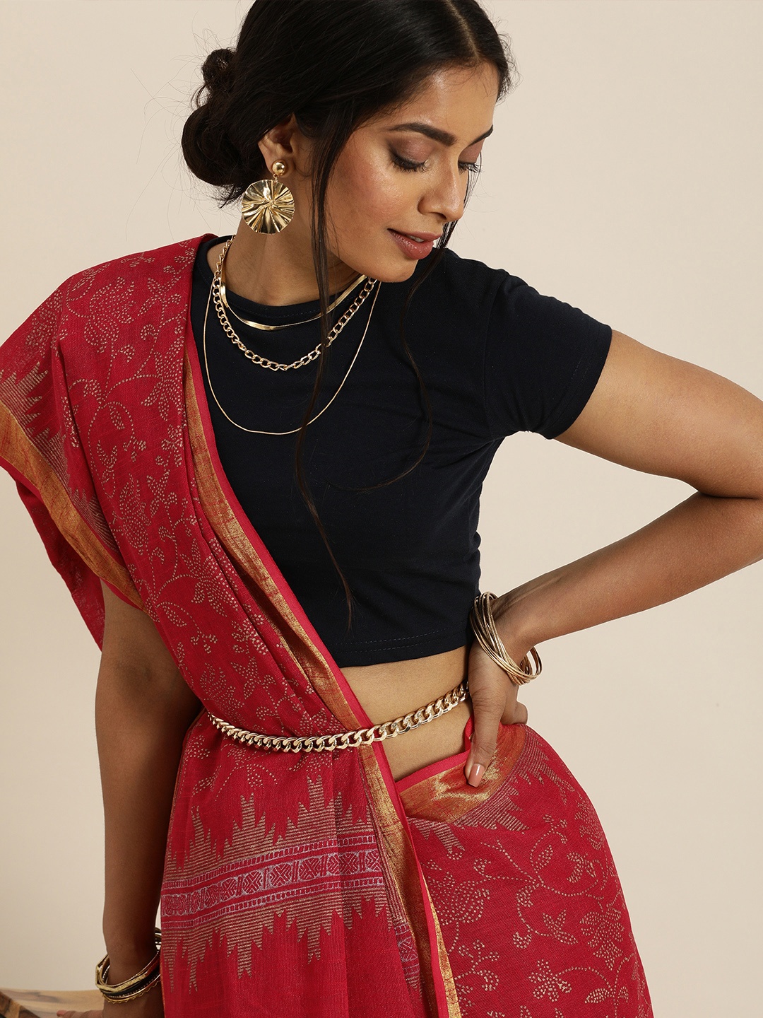 

Taavi Red & Beige Bagru Hand Block Printed Saree
