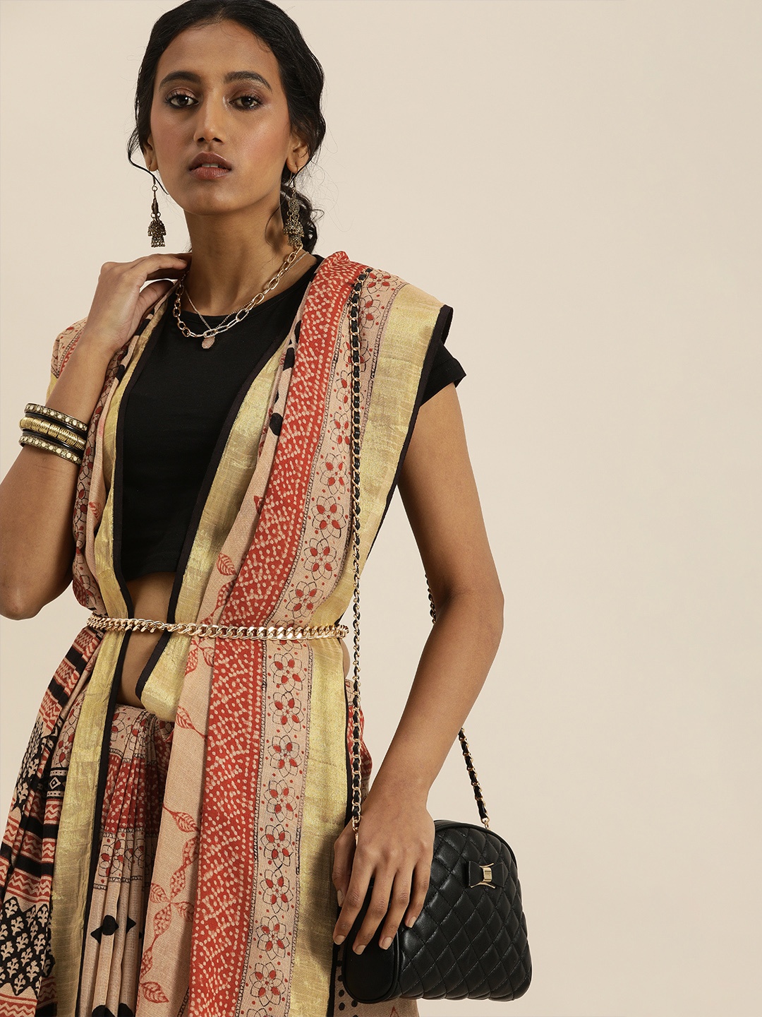 

Taavi Beige & Red Bagru Hand Block Print Saree