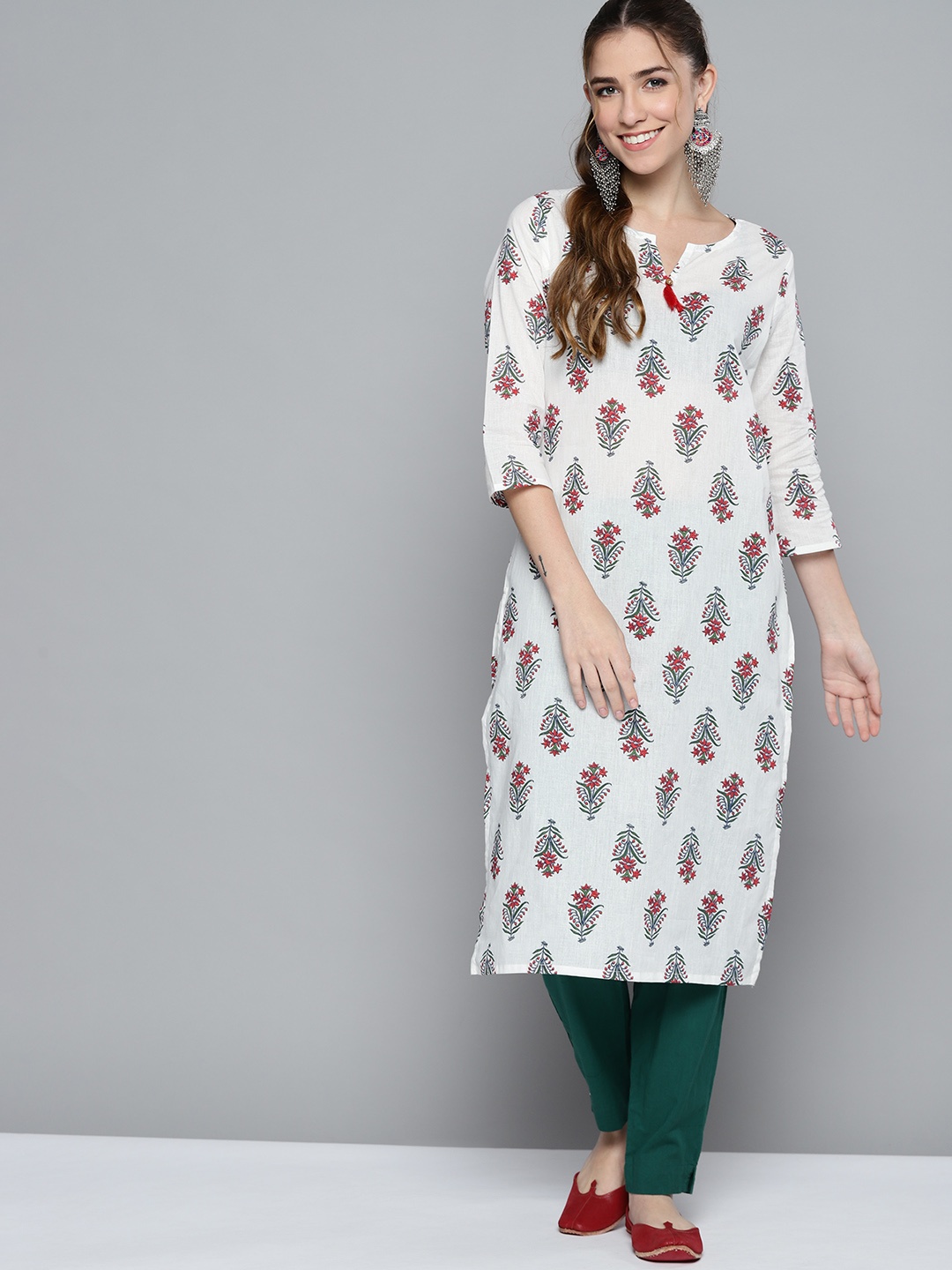 

HERE&NOW Women White & Red Pure Cotton Ethnic Motifs Printed Straight Kurta