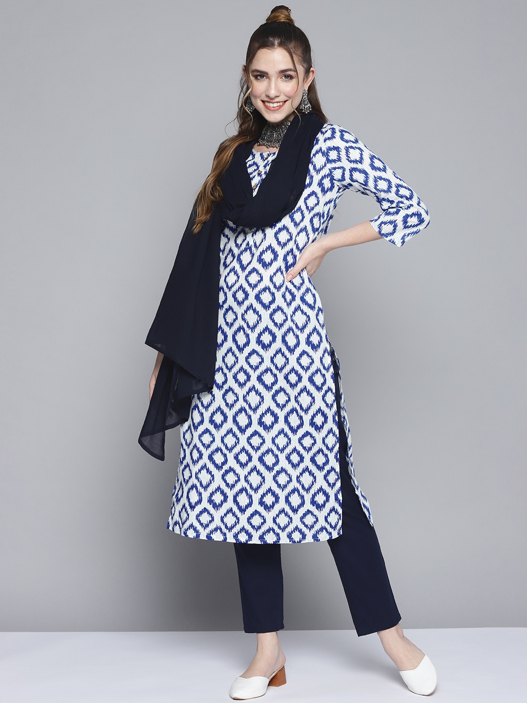 

HERE&NOW Women White & Blue Pure Cotton Printed Kurta with Trousers & Dupatta