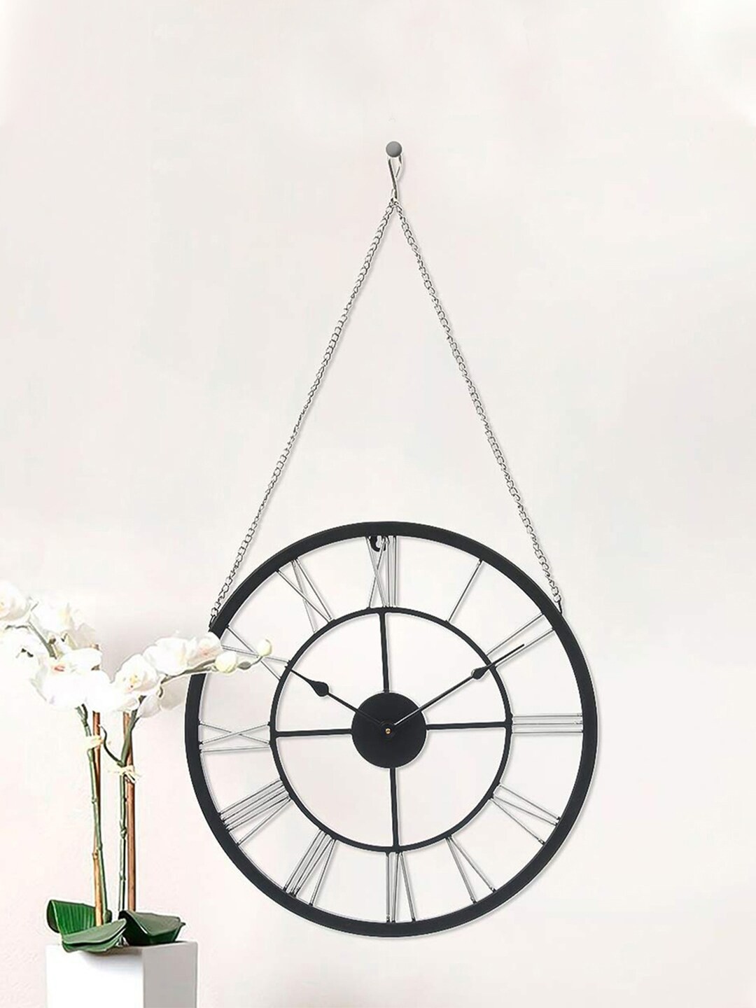 

eCraftIndia Black & White Textured Contemporary Wall Clock