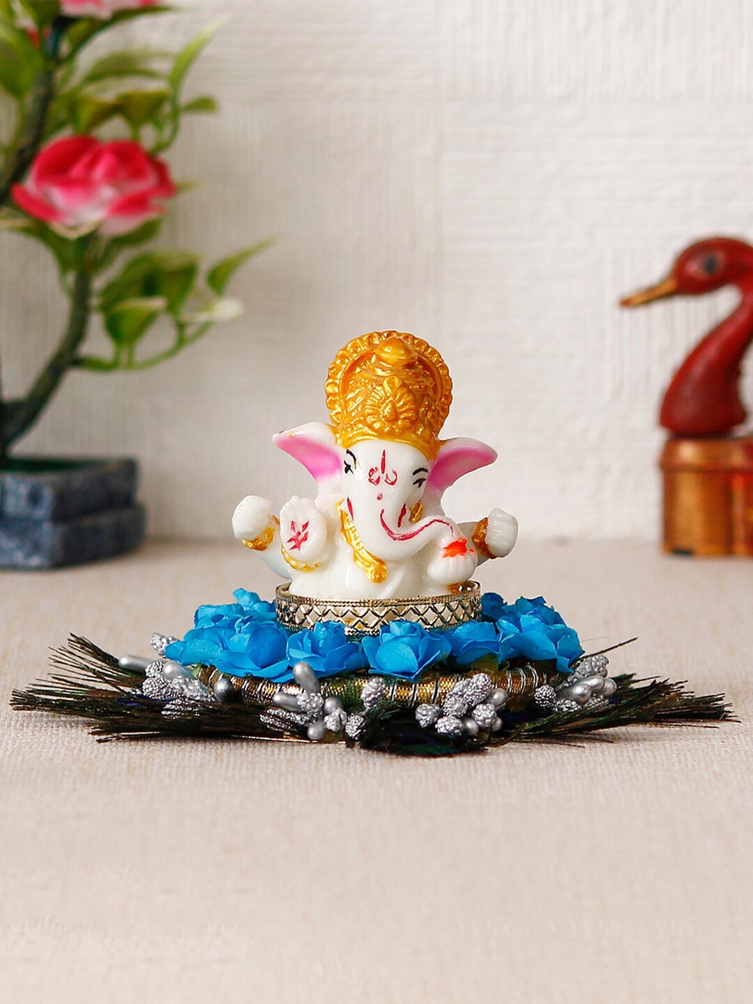 

eCraftIndia Blue & White Lord Ganesha Idol Showpiece