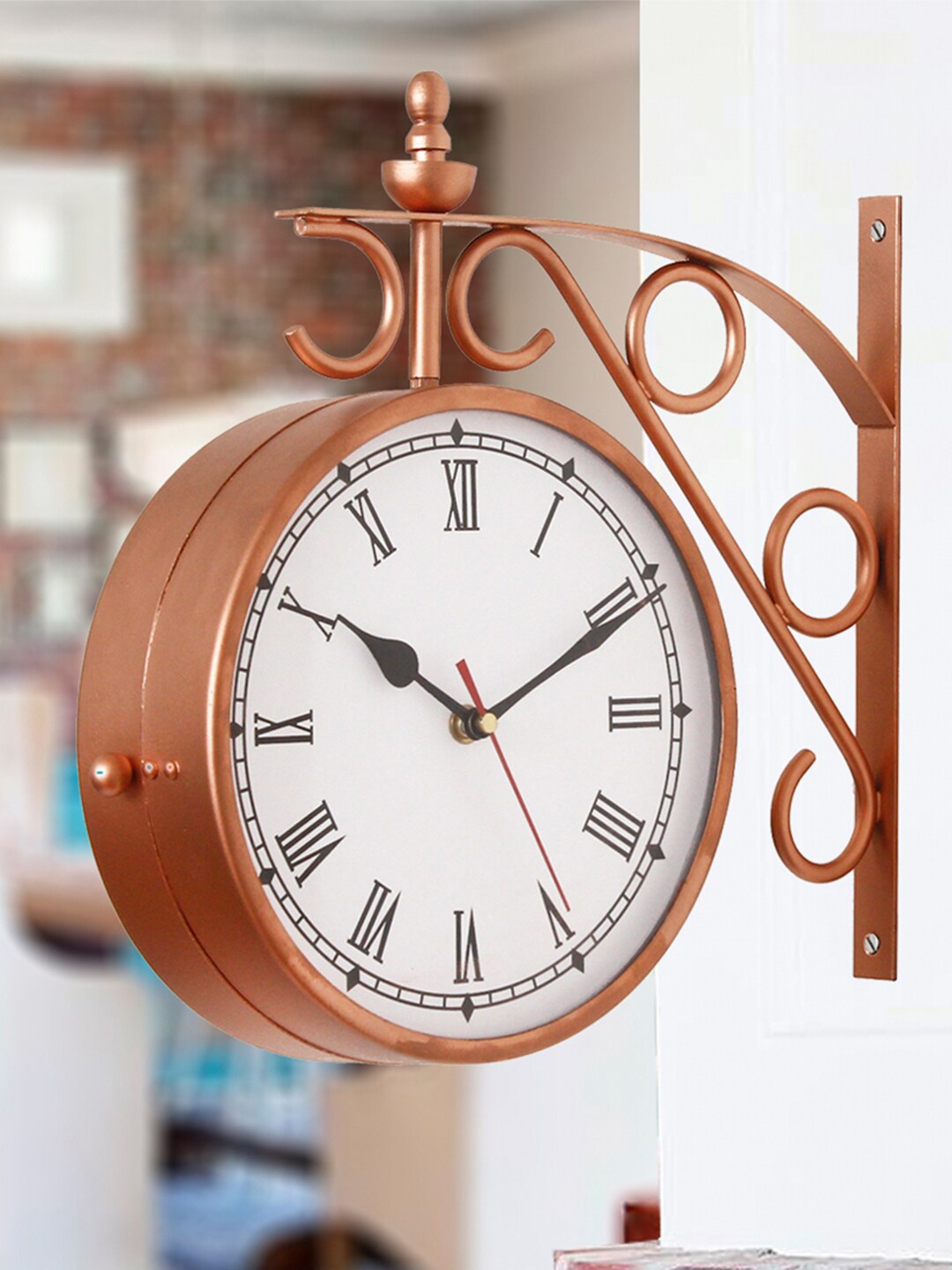 

eCraftIndia Copper-Toned & White Vintage Iron Designer Wall Clock