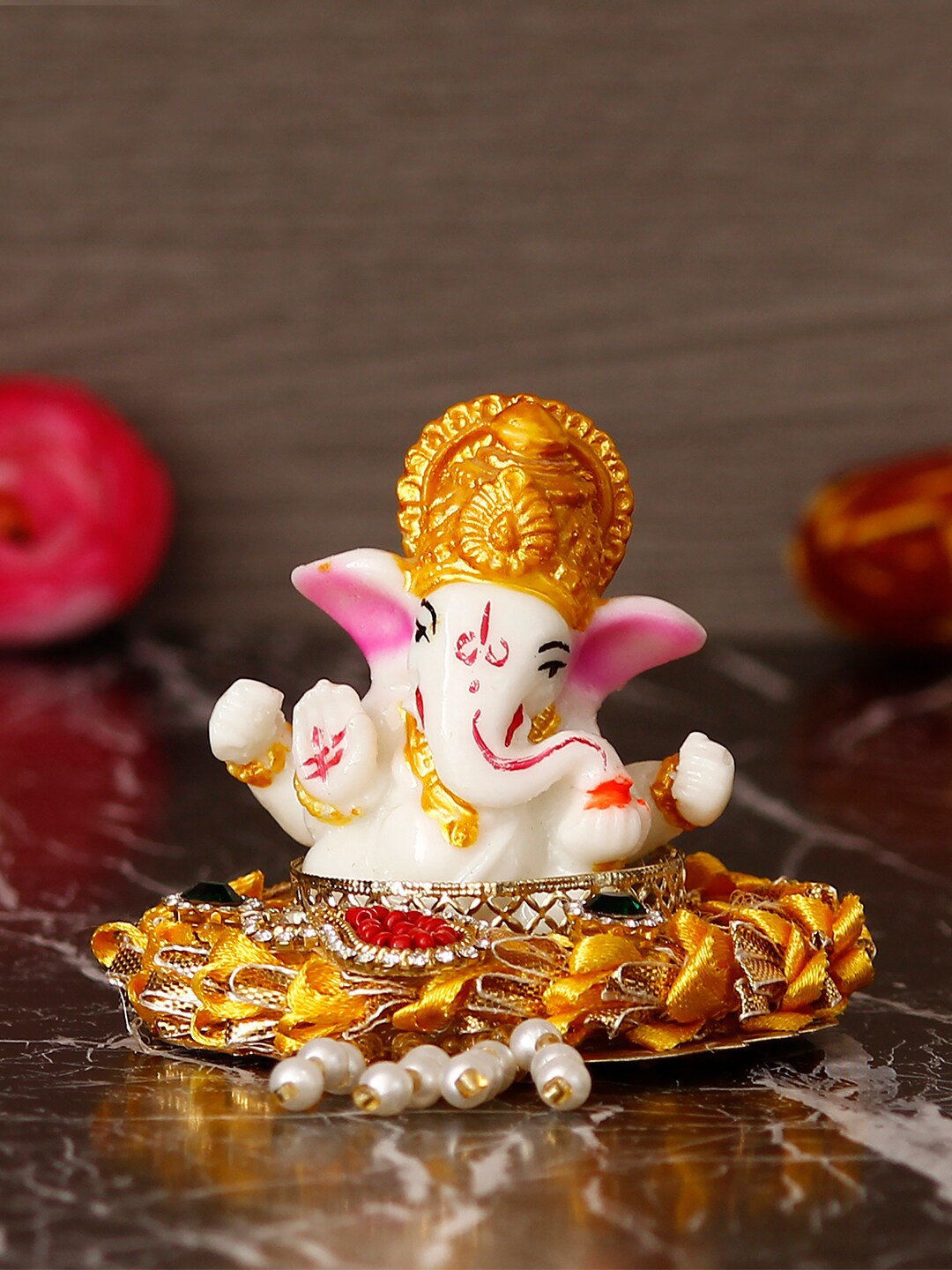 

eCraftIndia Yellow & White Lord Ganesha Idol Showpiece