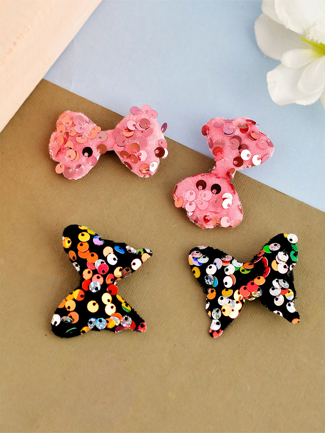 

Silvermerc Designs Girls Pink & Black Set of 4 Embellished Alligator Hair Clip