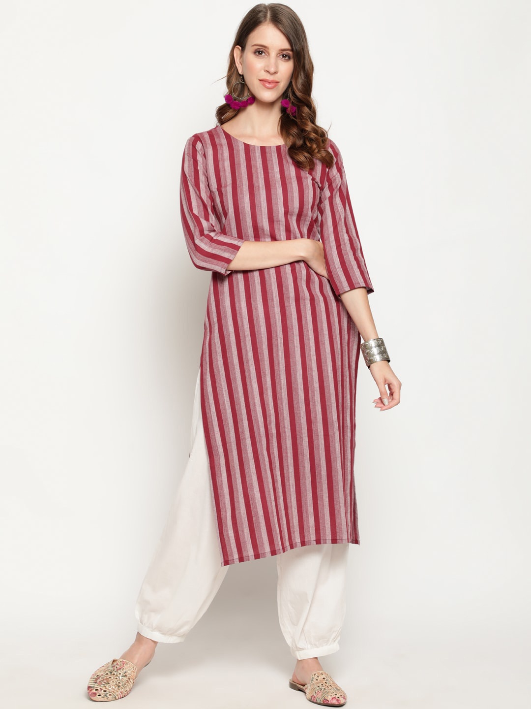 

antaran Women Maroon Striped Kurta