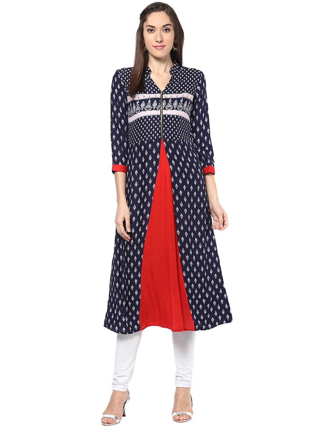 

StyleStone Women Red & Navy Blue Ethnic Motifs Printed Pure Cotton Kurta
